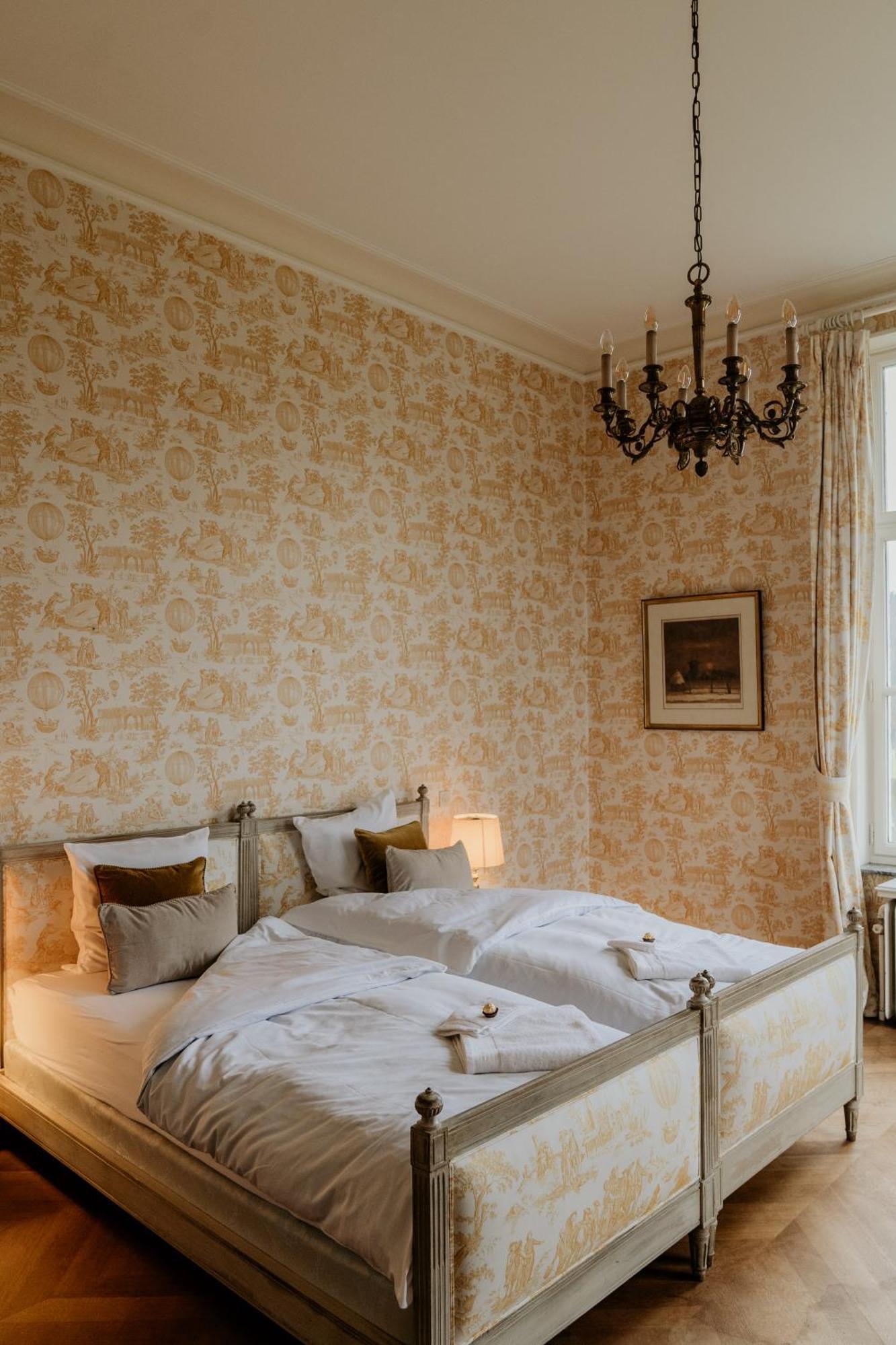 B&B Kasteel Den Tip Arendonk エクステリア 写真